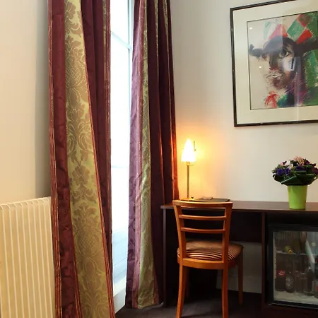 Hotel Queens Boutique