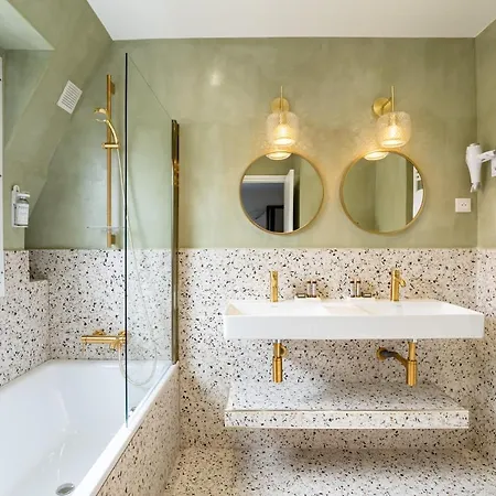 Hotel Queens Boutique Paris