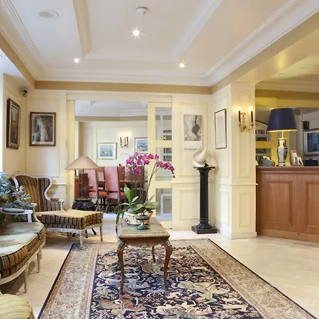 Queens Boutique Hotel 3*