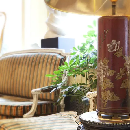 Queens Boutique Hotel 3*