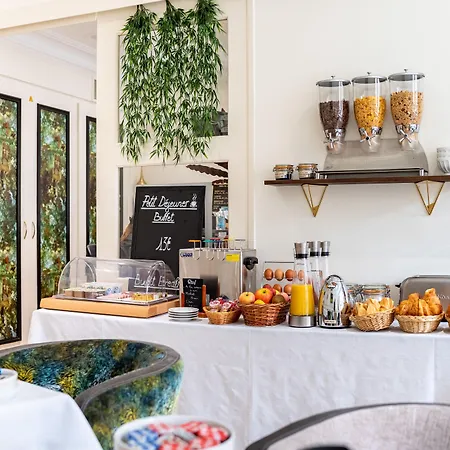 Hotel Queens Boutique Paris