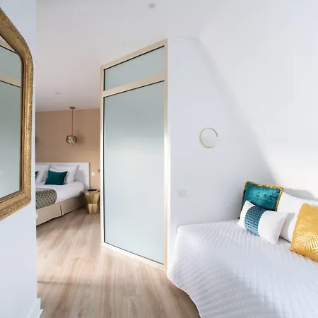 Queens Boutique Hotel