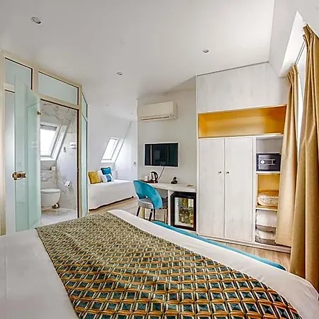Hotel Queens Boutique Paris