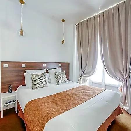 Queens Boutique Hotel 3*