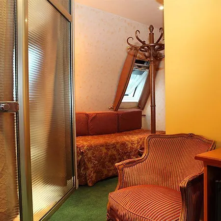 Hotel Queens Boutique Parijs