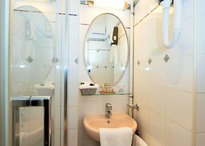 Ξενοδοχείο Queens Boutique 3*