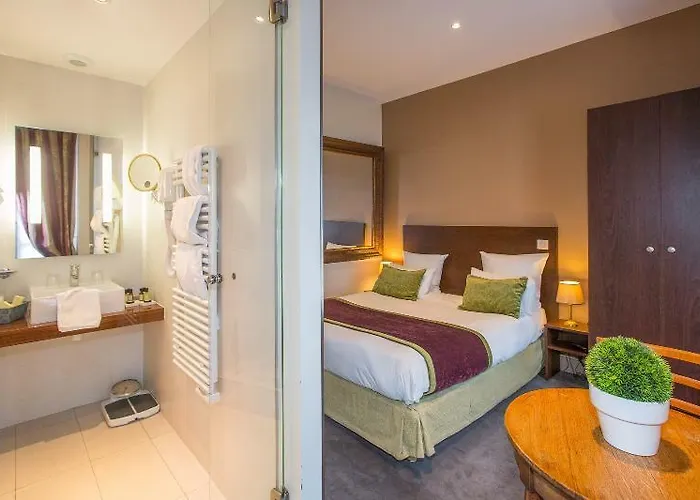 Queens Boutique Hotel