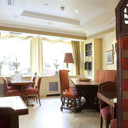 Ξενοδοχείο Queens Boutique 3*