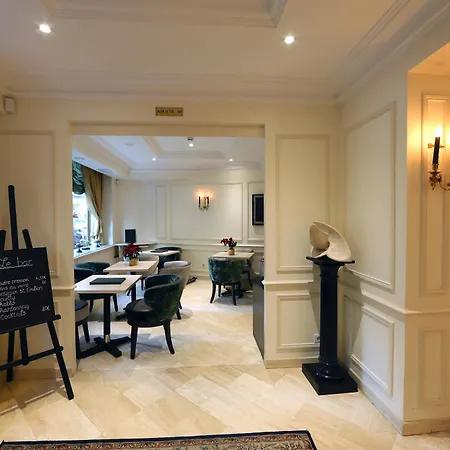Queens Boutique Hotel 3*