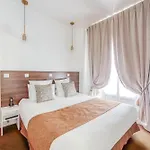 Queens Boutique Hotel 3*