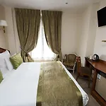 Hotel Queens Boutique