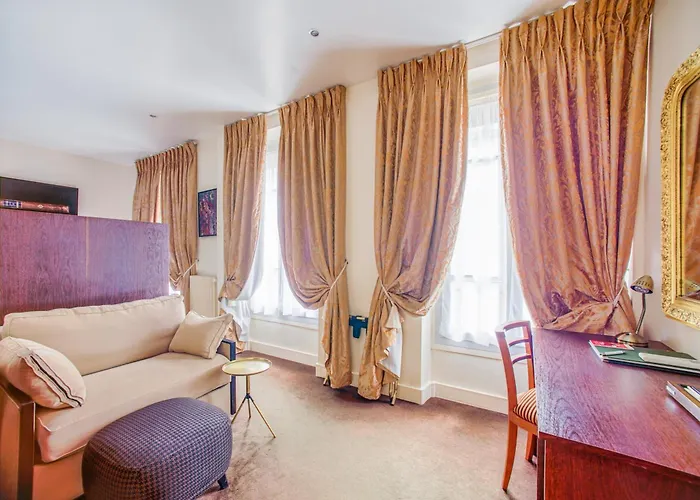 Queens Boutique Paris